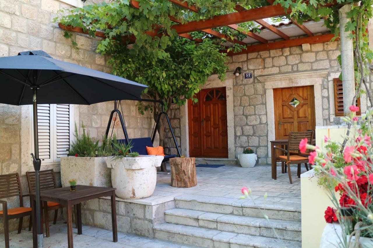 Studio Apartments & Rooms Lela, Sipan Island Šipanska Luka المظهر الخارجي الصورة