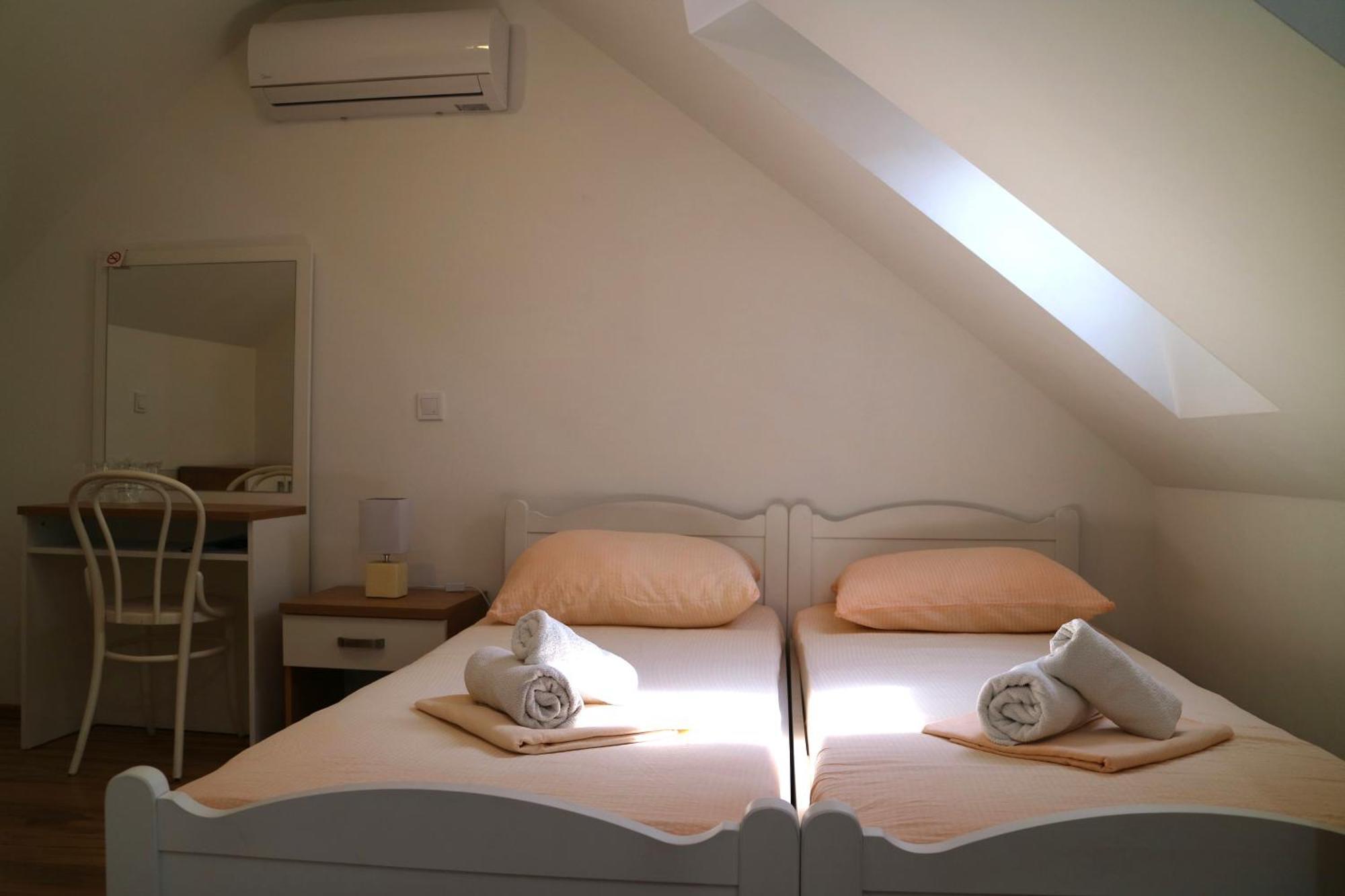 Studio Apartments & Rooms Lela, Sipan Island Šipanska Luka الغرفة الصورة